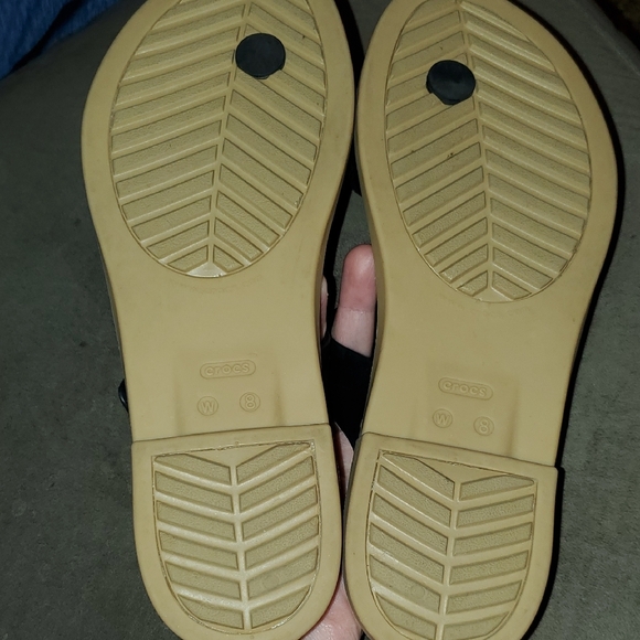 CROCS Black Strappy Sandals with Tan Sole - Picture 4 of 4